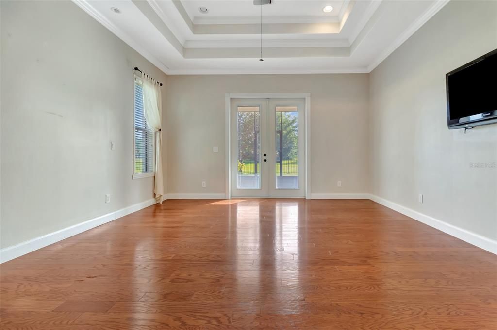 En Venta: $749,900 (4 camas, 3 baños, 3592 Pies cuadrados)