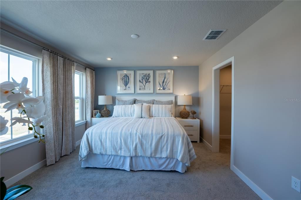 Activo con contrato: $349,990 (3 camas, 2 baños, 1687 Pies cuadrados)