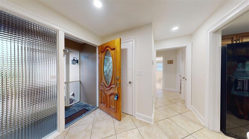 En Venta: $650,000 (3 camas, 2 baños, 1770 Pies cuadrados)