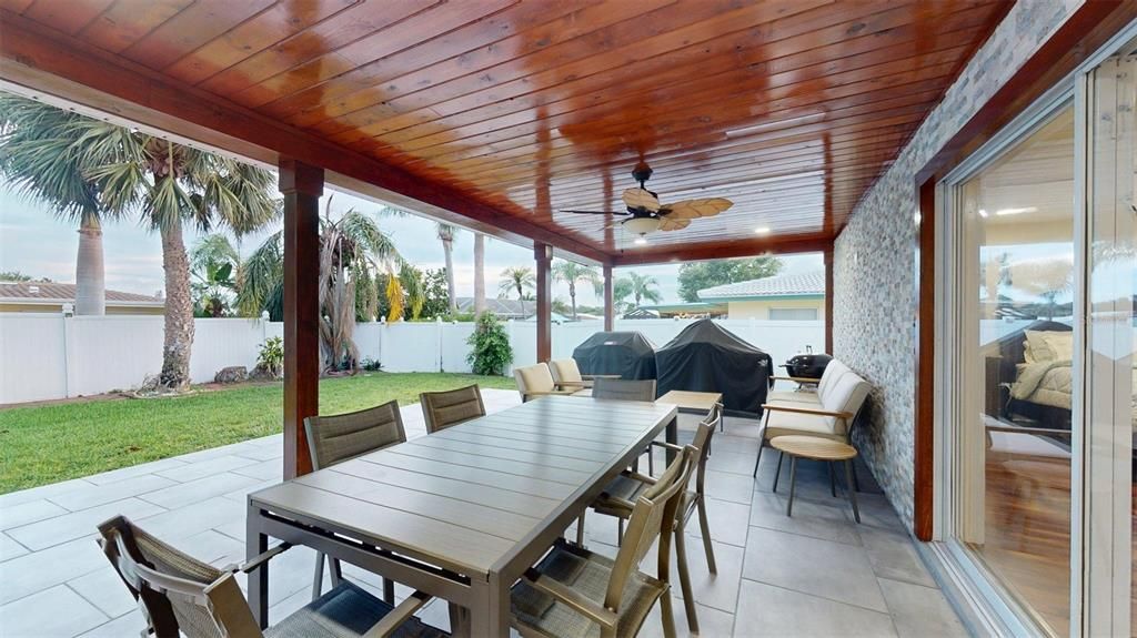 En Venta: $650,000 (3 camas, 2 baños, 1770 Pies cuadrados)