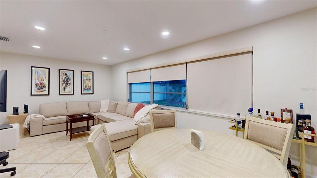 En Venta: $650,000 (3 camas, 2 baños, 1770 Pies cuadrados)