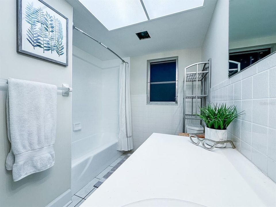 En Venta: $650,000 (3 camas, 2 baños, 1770 Pies cuadrados)