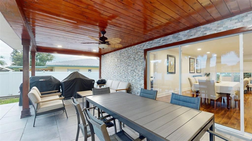 En Venta: $650,000 (3 camas, 2 baños, 1770 Pies cuadrados)