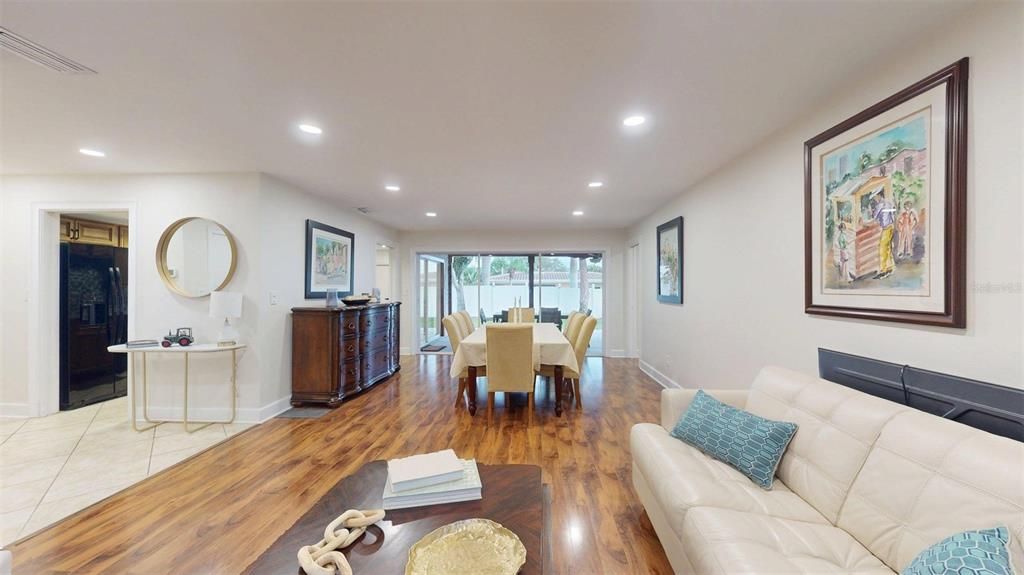 En Venta: $650,000 (3 camas, 2 baños, 1770 Pies cuadrados)