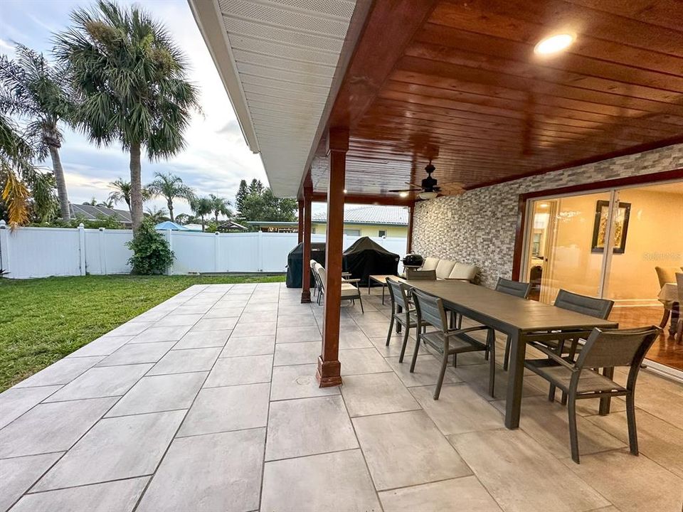 En Venta: $650,000 (3 camas, 2 baños, 1770 Pies cuadrados)