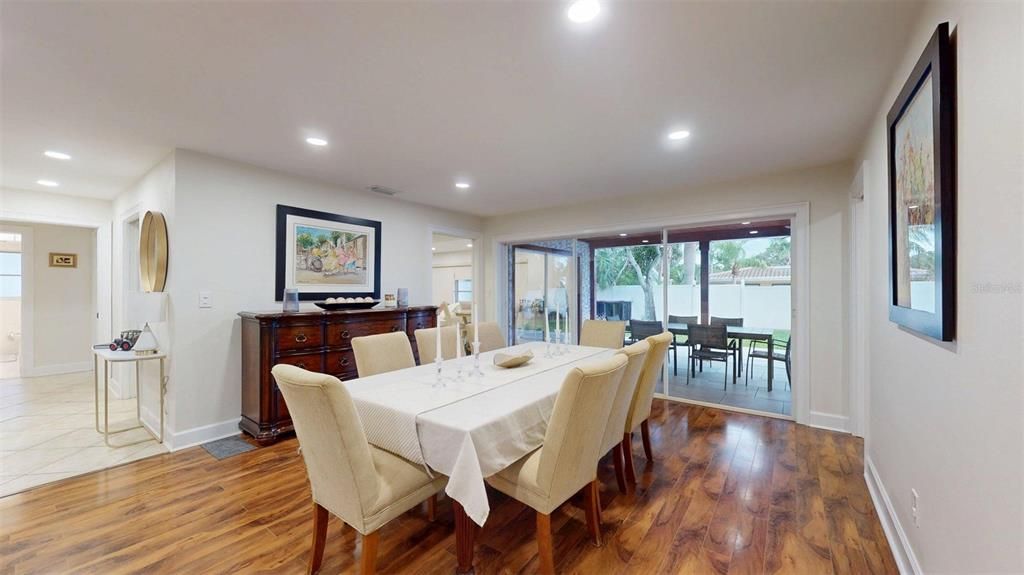 En Venta: $650,000 (3 camas, 2 baños, 1770 Pies cuadrados)