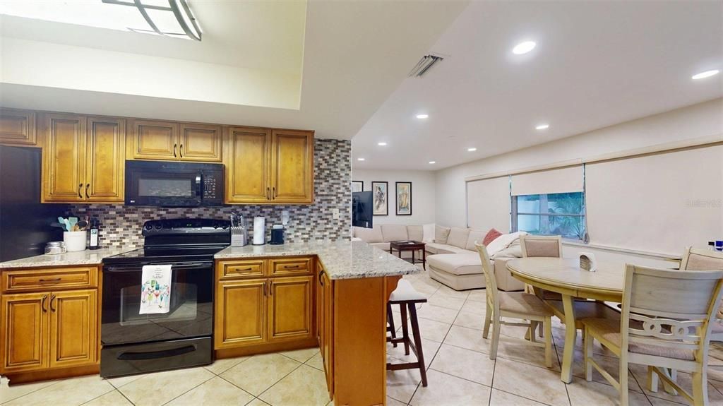 En Venta: $650,000 (3 camas, 2 baños, 1770 Pies cuadrados)