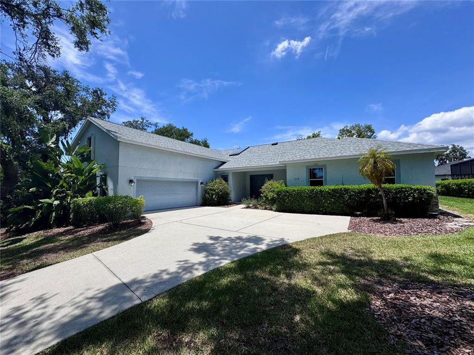 For Sale: $749,000 (4 beds, 3 baths, 3676 Square Feet)