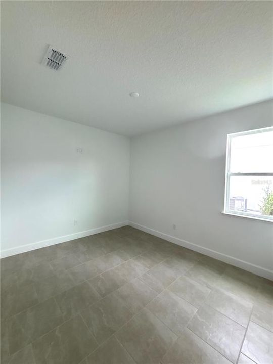 Под контрактом: $525,000 (3 спален, 2 ванн, 2233 Квадратных фут)