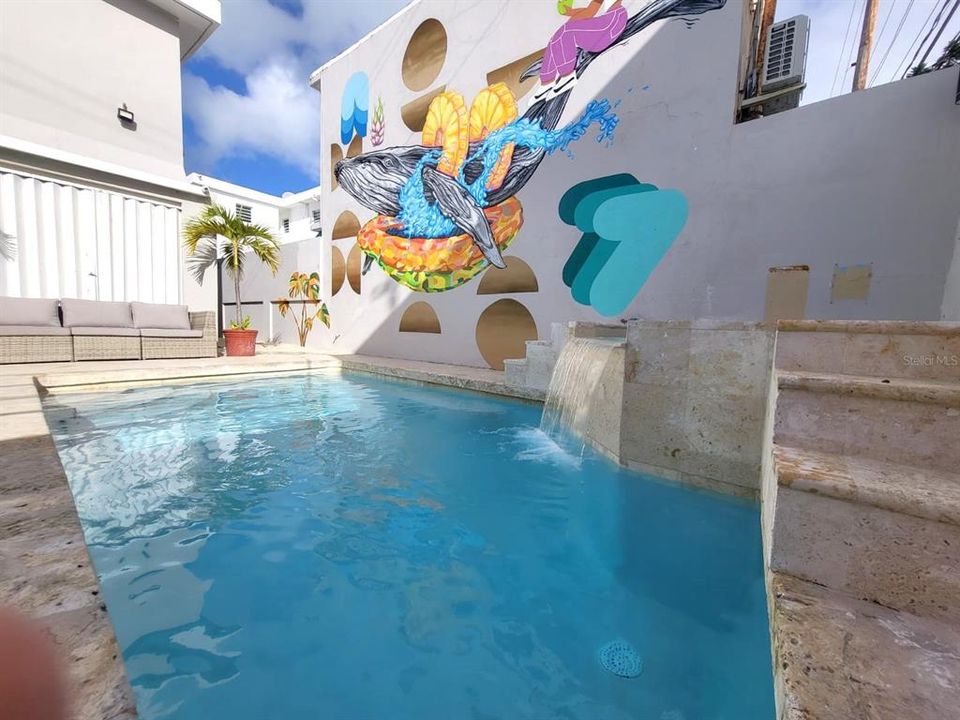 待售: $1,400,000 (8 贝兹, 7 浴室, 4014 平方英尺)