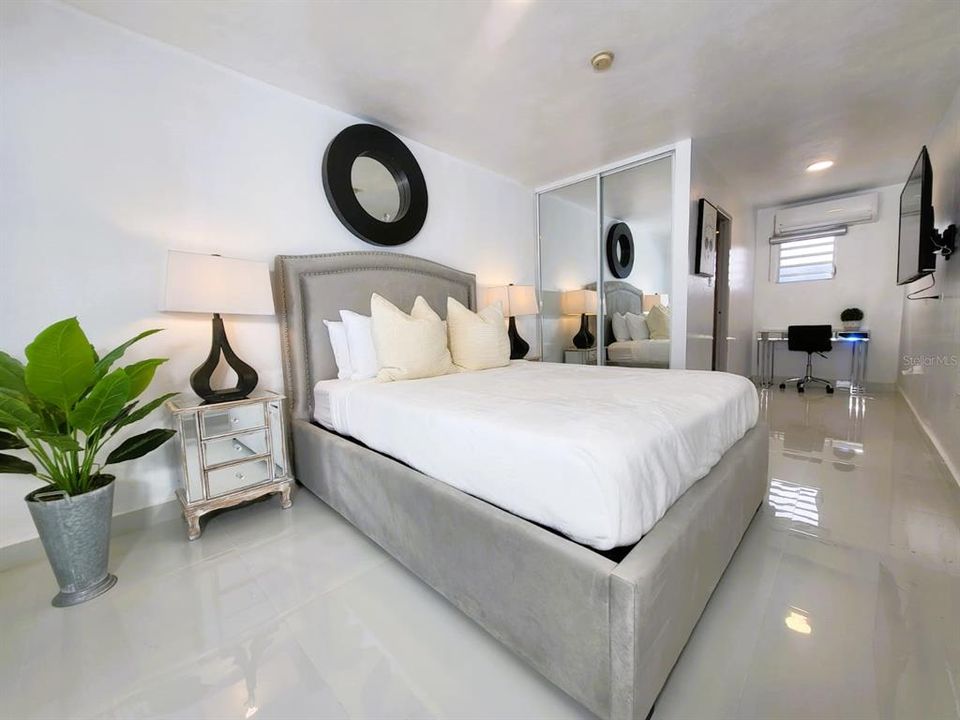 待售: $1,400,000 (8 贝兹, 7 浴室, 4014 平方英尺)