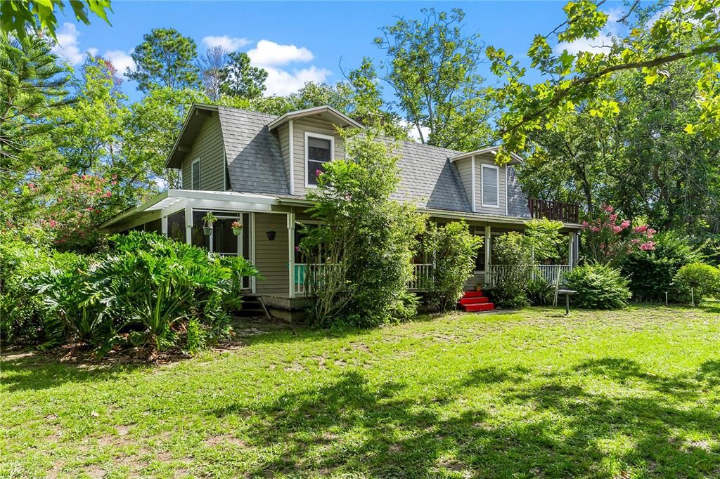 Activo con contrato: $625,000 (3 camas, 2 baños, 1920 Pies cuadrados)