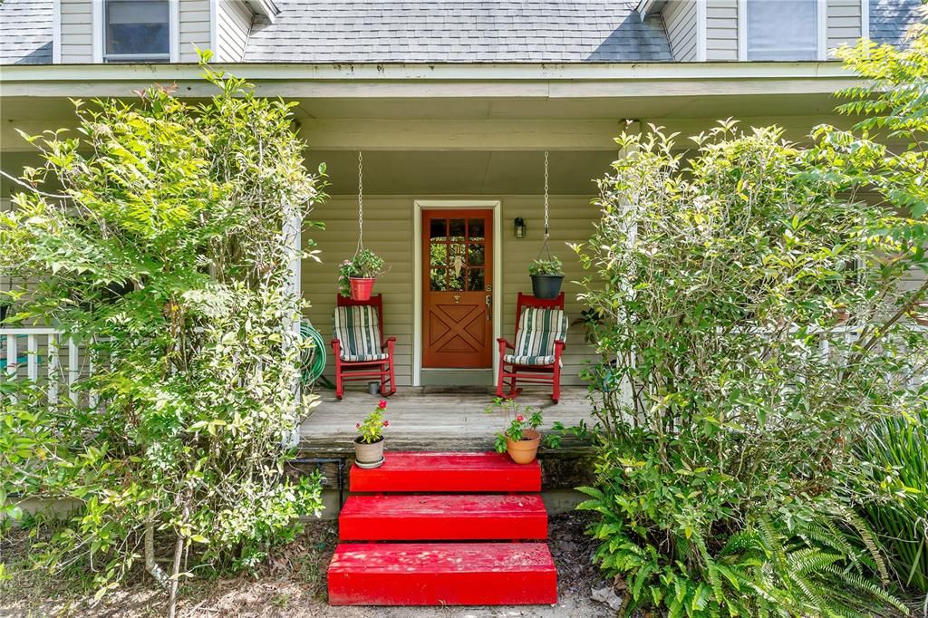 Activo con contrato: $625,000 (3 camas, 2 baños, 1920 Pies cuadrados)