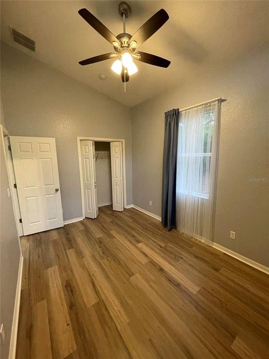 待售: $160,000 (2 贝兹, 1 浴室, 600 平方英尺)