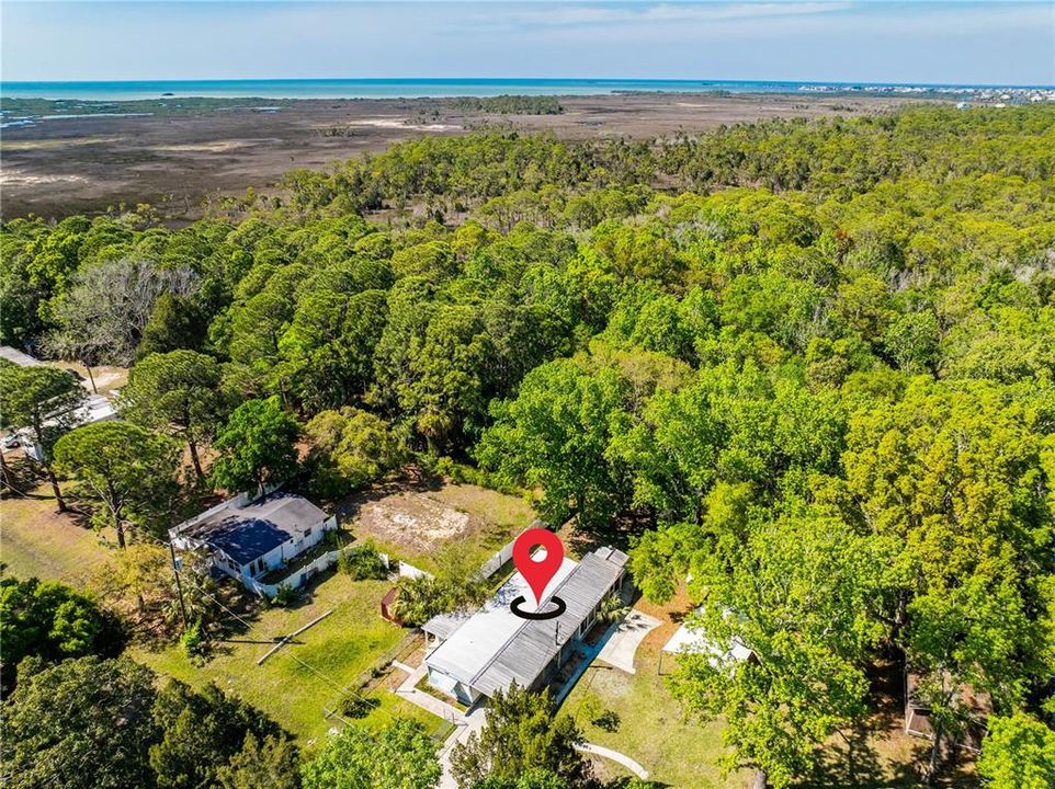 For Sale: $139,000 (2 beds, 2 baths, 784 Square Feet)