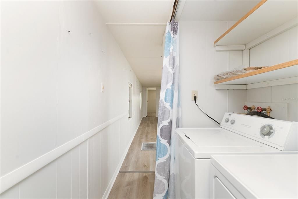 For Sale: $139,000 (2 beds, 2 baths, 784 Square Feet)