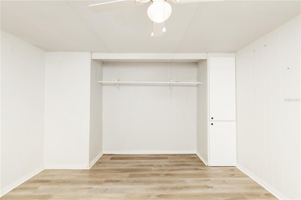 For Sale: $139,000 (2 beds, 2 baths, 784 Square Feet)