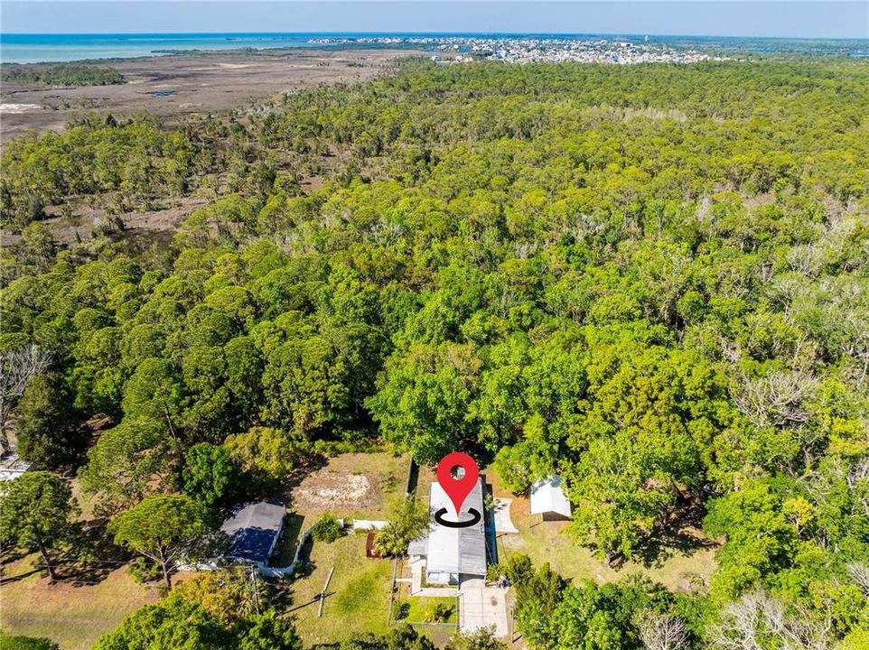 For Sale: $139,000 (2 beds, 2 baths, 784 Square Feet)