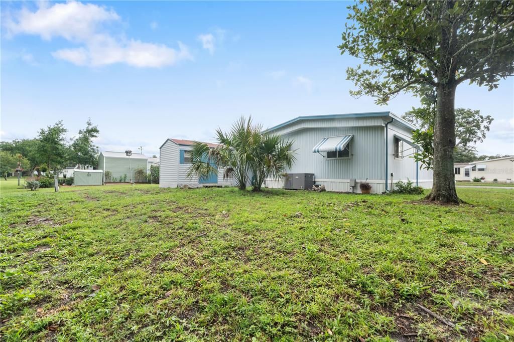 На продажу: $147,900 (2 спален, 2 ванн, 816 Квадратных фут)