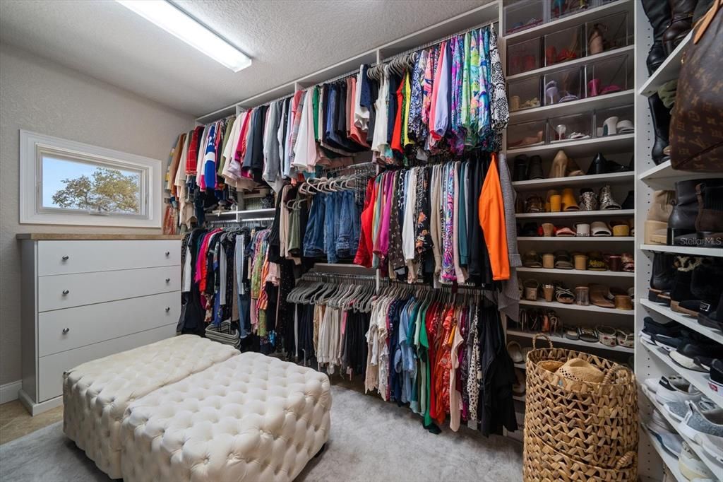 En Venta: $1,459,000 (3 camas, 2 baños, 2723 Pies cuadrados)