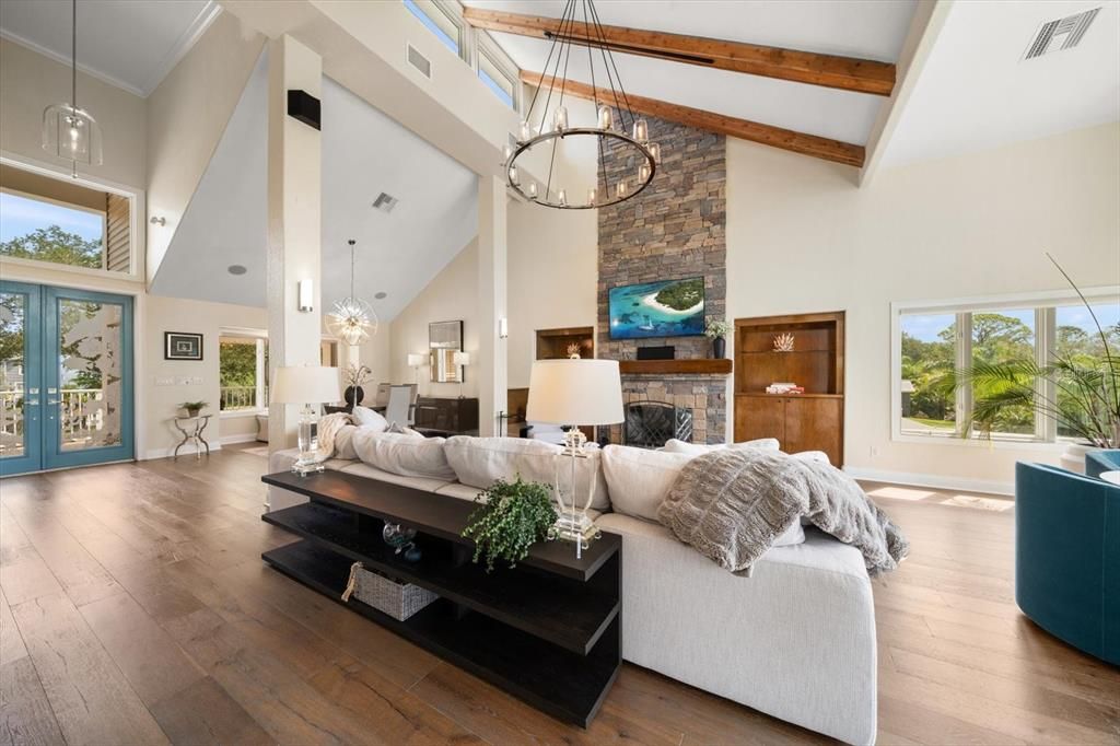 En Venta: $1,459,000 (3 camas, 2 baños, 2723 Pies cuadrados)