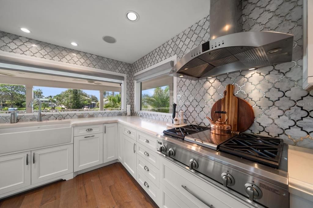 En Venta: $1,459,000 (3 camas, 2 baños, 2723 Pies cuadrados)