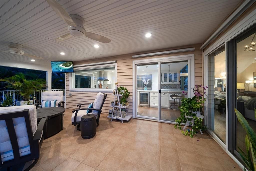 En Venta: $1,459,000 (3 camas, 2 baños, 2723 Pies cuadrados)