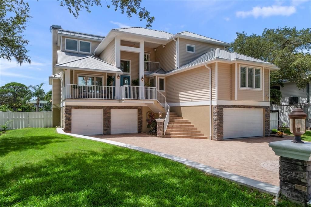 En Venta: $1,459,000 (3 camas, 2 baños, 2723 Pies cuadrados)