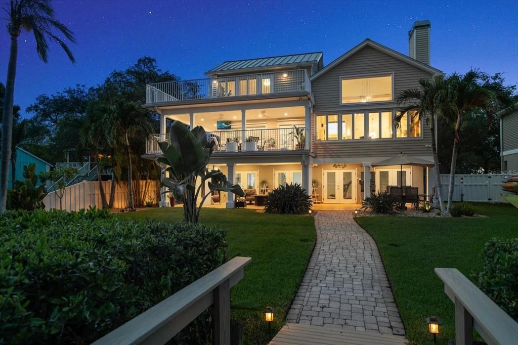 En Venta: $1,459,000 (3 camas, 2 baños, 2723 Pies cuadrados)