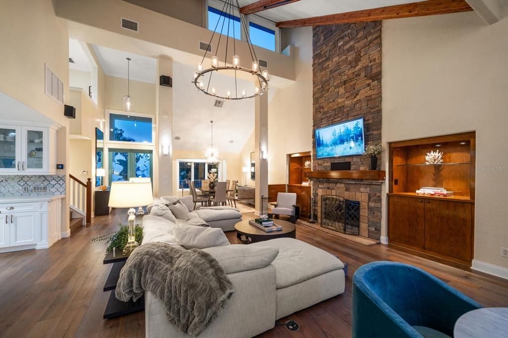 En Venta: $1,459,000 (3 camas, 2 baños, 2723 Pies cuadrados)