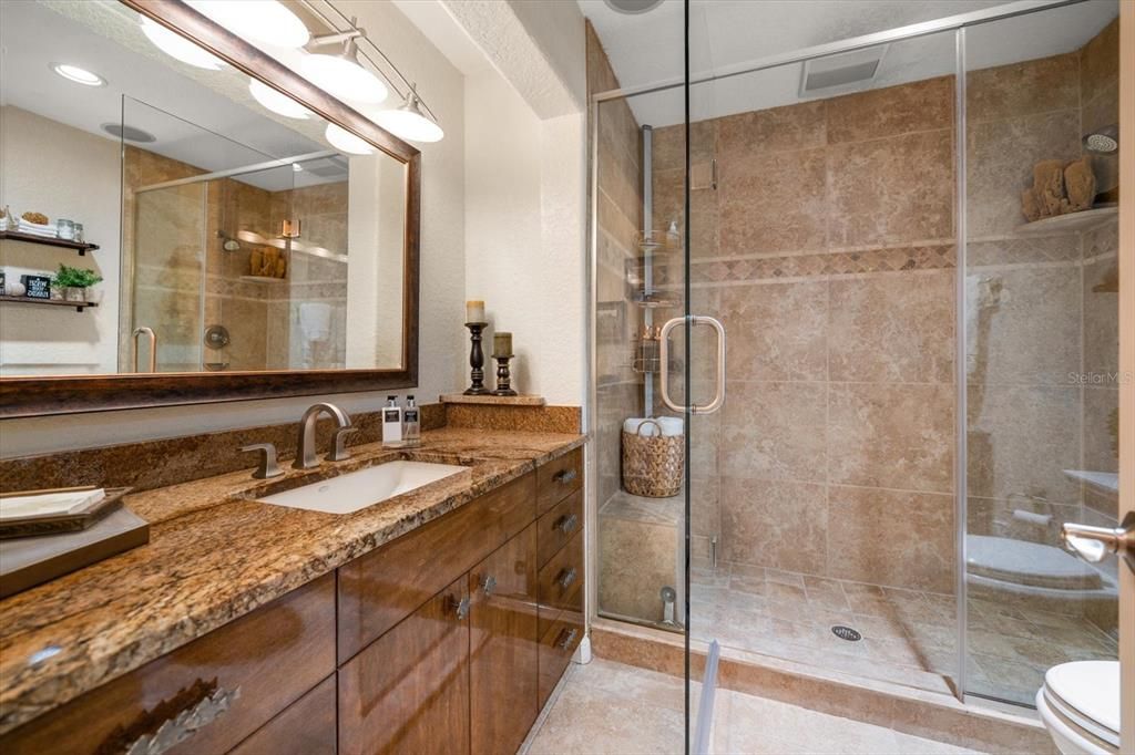 En Venta: $1,459,000 (3 camas, 2 baños, 2723 Pies cuadrados)