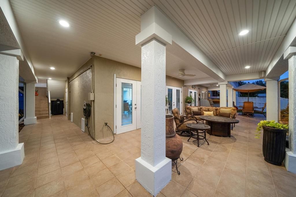 En Venta: $1,459,000 (3 camas, 2 baños, 2723 Pies cuadrados)