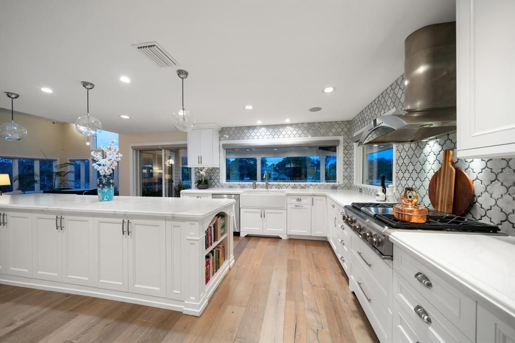 En Venta: $1,459,000 (3 camas, 2 baños, 2723 Pies cuadrados)