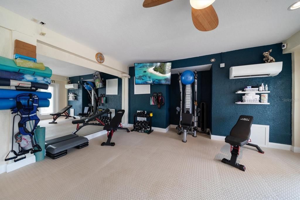 En Venta: $1,459,000 (3 camas, 2 baños, 2723 Pies cuadrados)