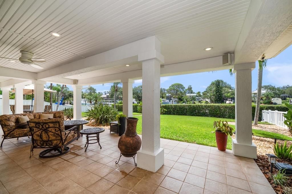 En Venta: $1,459,000 (3 camas, 2 baños, 2723 Pies cuadrados)