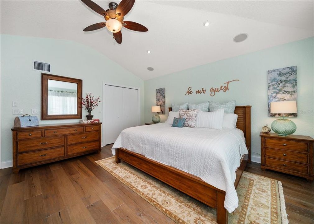 En Venta: $1,459,000 (3 camas, 2 baños, 2723 Pies cuadrados)