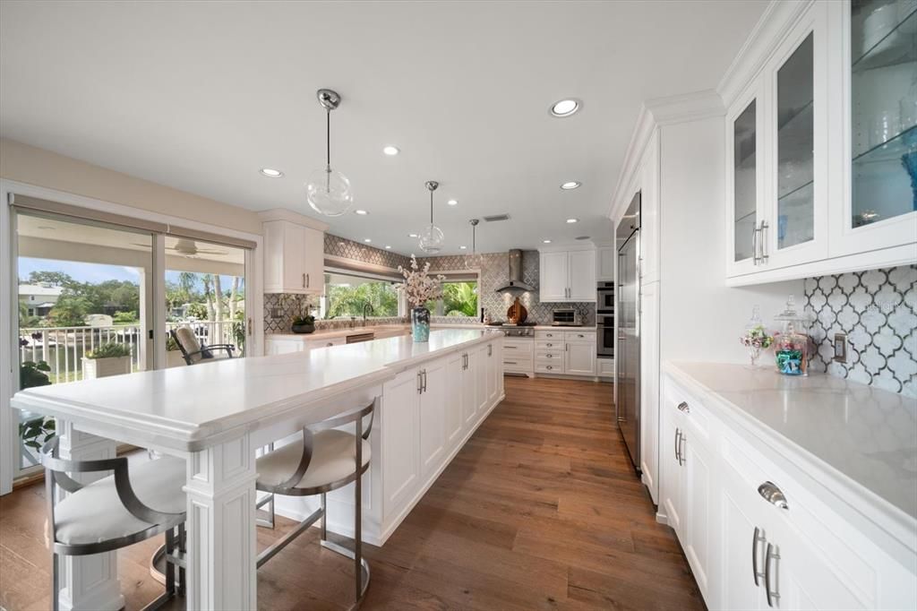 En Venta: $1,459,000 (3 camas, 2 baños, 2723 Pies cuadrados)