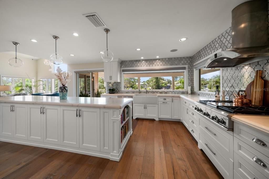 En Venta: $1,459,000 (3 camas, 2 baños, 2723 Pies cuadrados)