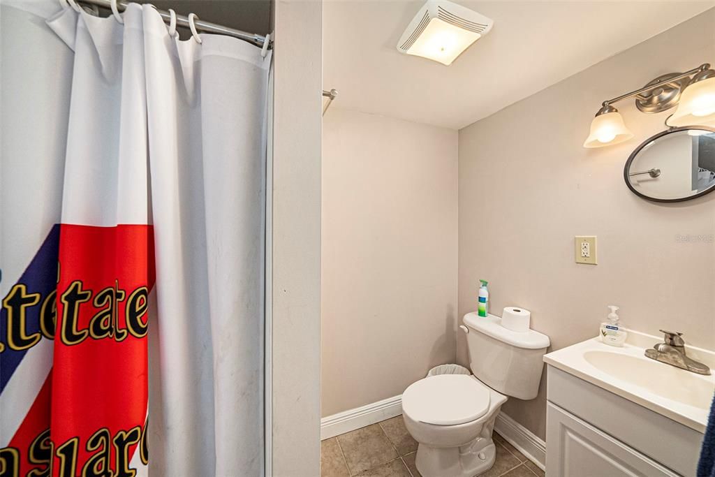 For Sale: $799,000 (5 beds, 4 baths, 3524 Square Feet)