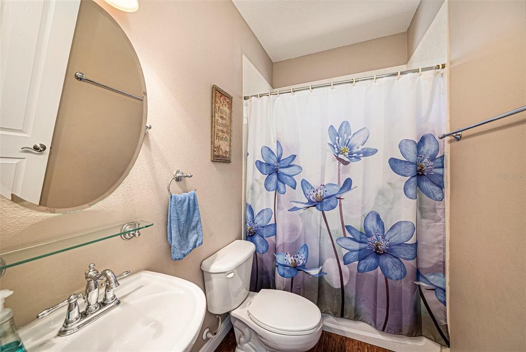 For Sale: $799,000 (5 beds, 4 baths, 3524 Square Feet)