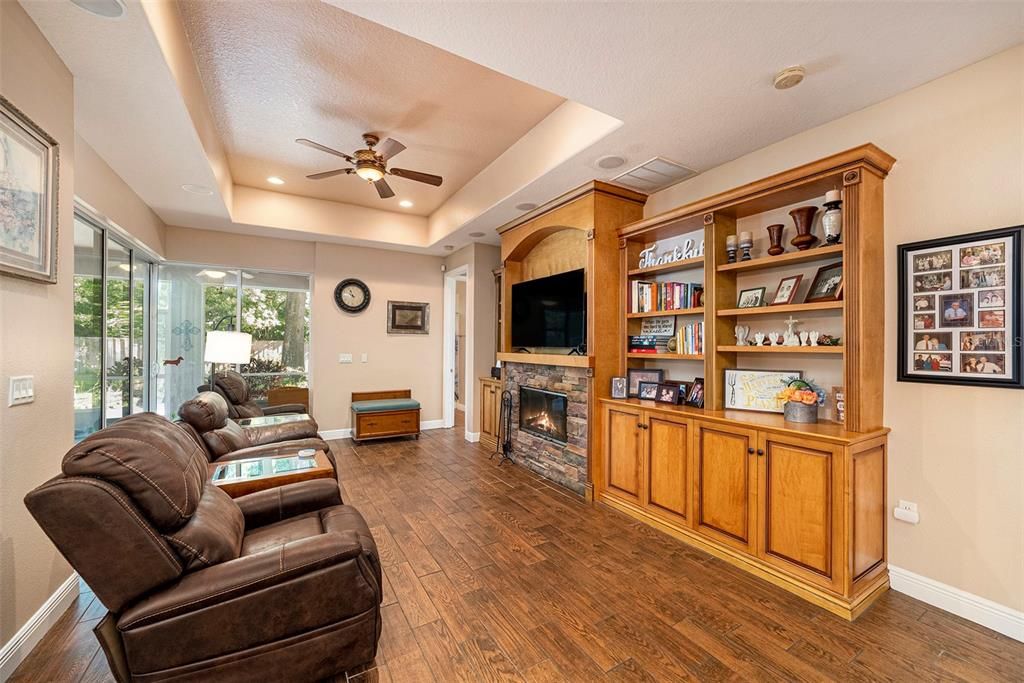 For Sale: $799,000 (5 beds, 4 baths, 3524 Square Feet)