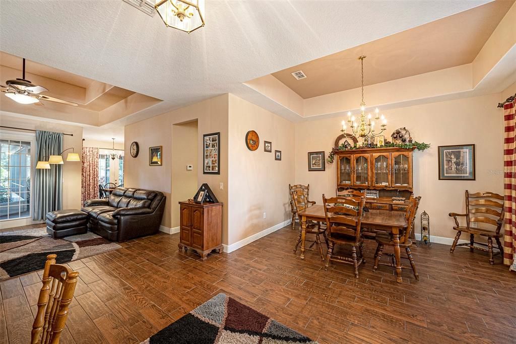 For Sale: $799,000 (5 beds, 4 baths, 3524 Square Feet)