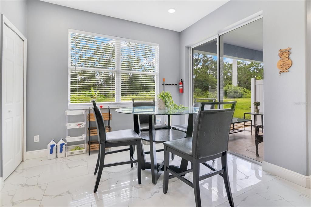 For Sale: $694,000 (5 beds, 4 baths, 3439 Square Feet)