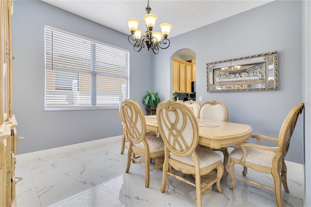 For Sale: $694,000 (5 beds, 4 baths, 3439 Square Feet)