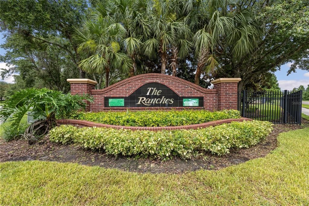 Active With Contract: $308,990 (3 beds, 2 baths, 1284 Square Feet)