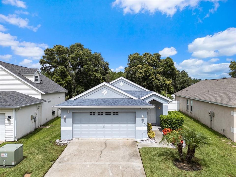 Active With Contract: $308,990 (3 beds, 2 baths, 1284 Square Feet)