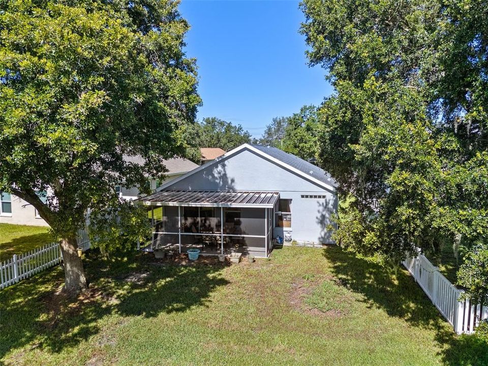 Active With Contract: $308,990 (3 beds, 2 baths, 1284 Square Feet)