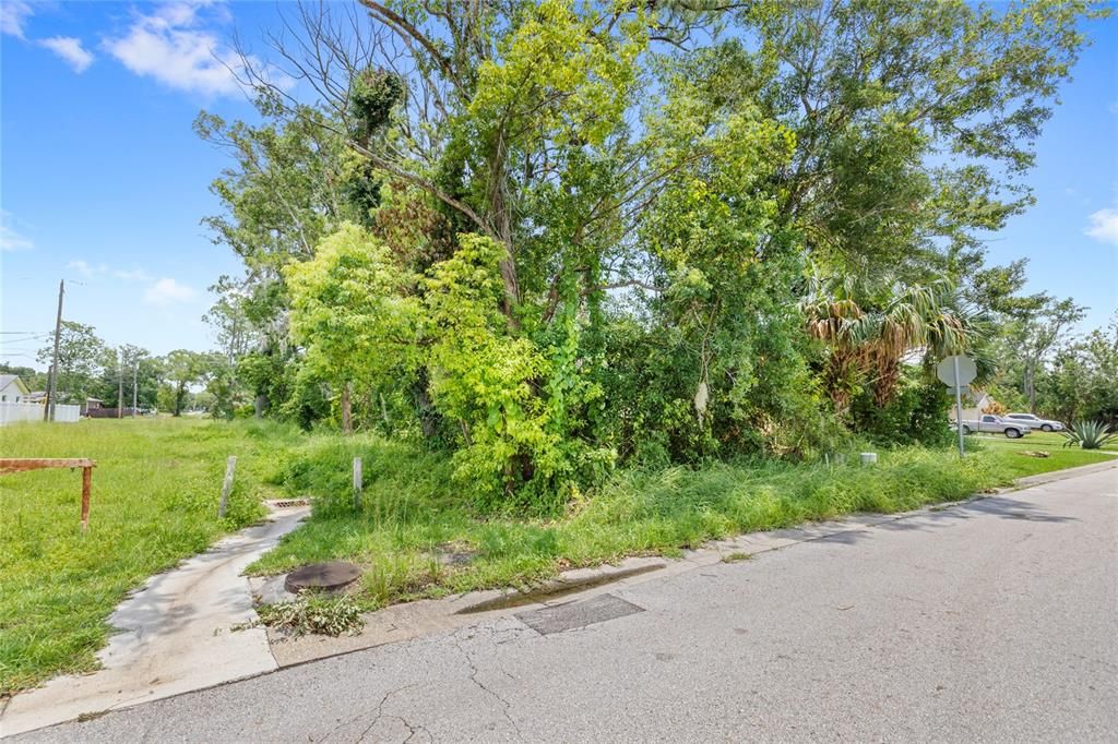 На продажу: $50,000 (0.18 acres)