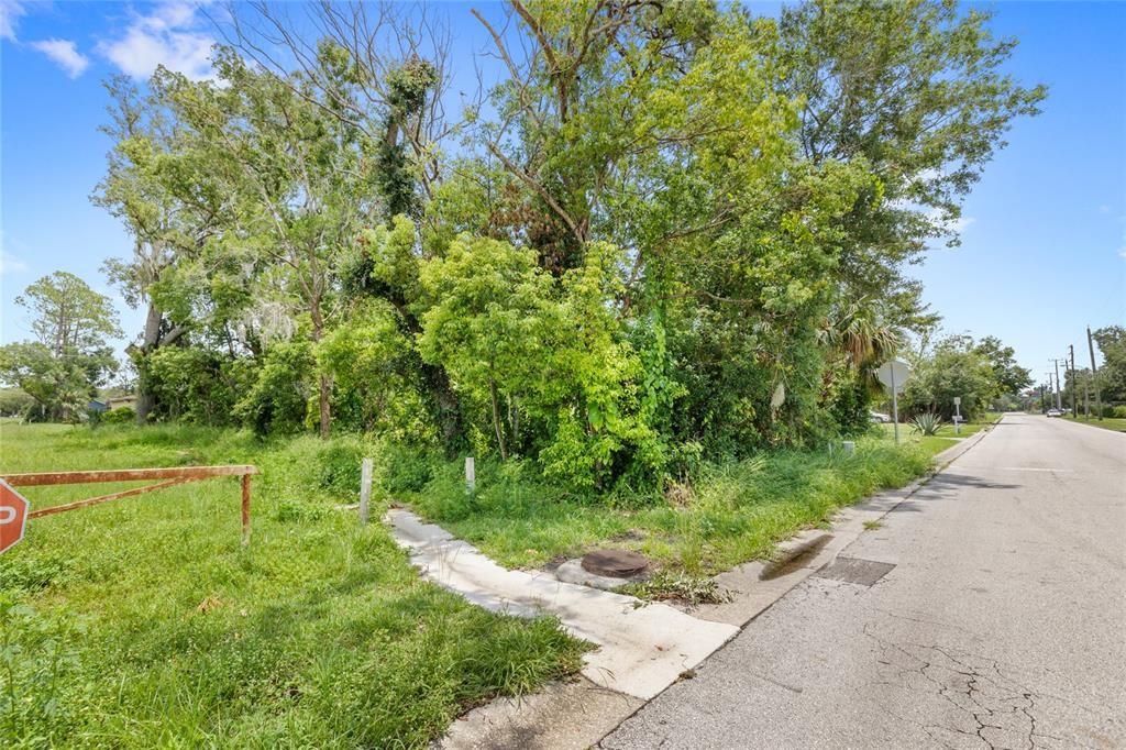 На продажу: $50,000 (0.18 acres)