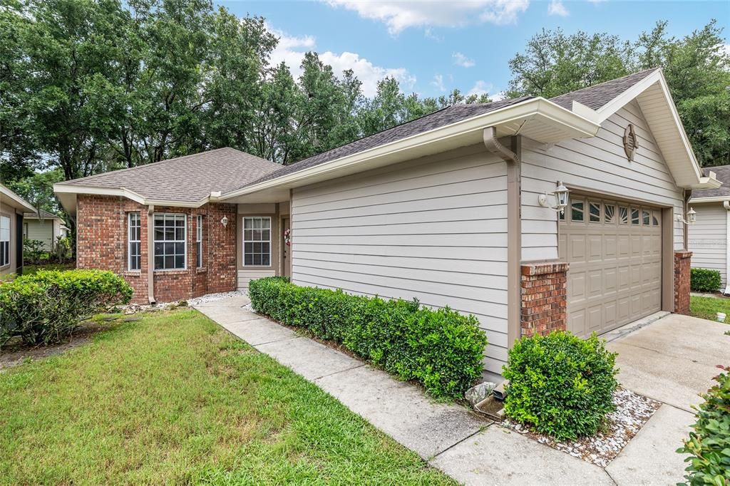 Недавно продано: $249,900 (3 спален, 2 ванн, 1396 Квадратных фут)